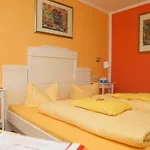 Haus Am Kurpark 2*
