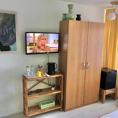 Haus Am Kurpark Hotel 2*