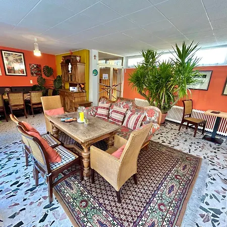 Hotel Haus Am Kurpark 2*