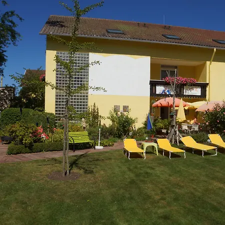 Haus Am Kurpark Szálloda 2*