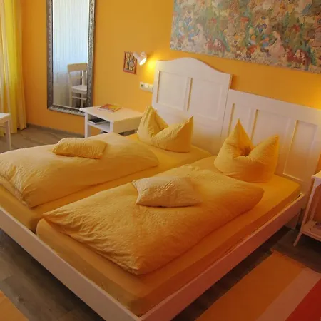 Hotel Haus Am Kurpark 2*